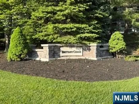 8409 Brittany Drive Wayne NJ 07470