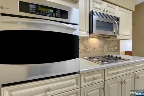 10 Smith Manor Boulevard West Orange NJ 07052