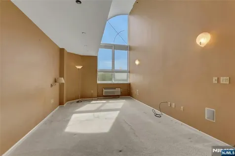 10 Smith Manor Boulevard West Orange NJ 07052