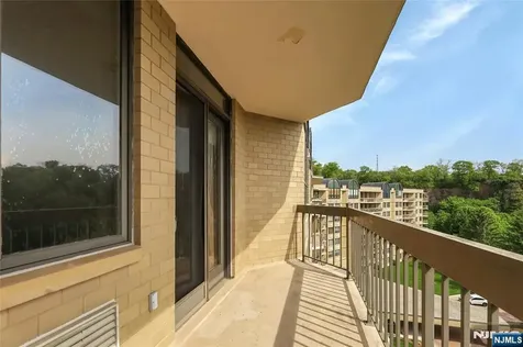 10 Smith Manor Boulevard West Orange NJ 07052