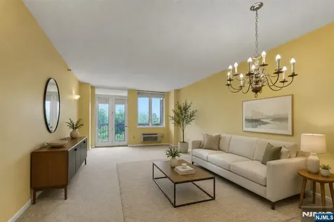 10 Smith Manor Boulevard West Orange NJ 07052