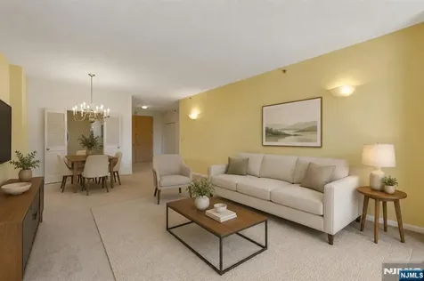 10 Smith Manor Boulevard West Orange NJ 07052
