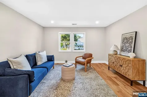 189 Woodland Avenue Westwood NJ 07675