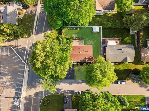 189 Woodland Avenue Westwood NJ 07675