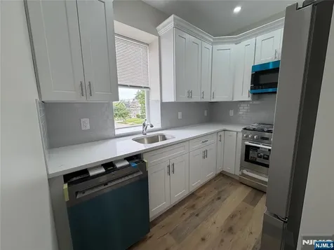 49 Summit Avenue Lyndhurst NJ 07071