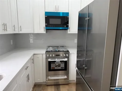 49 Summit Avenue Lyndhurst NJ 07071