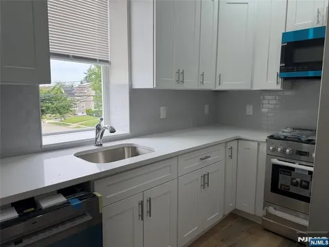 49 Summit Avenue Lyndhurst NJ 07071