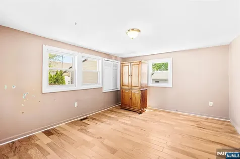311 Paxton Street Paterson NJ 07503