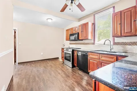 311 Paxton Street Paterson NJ 07503