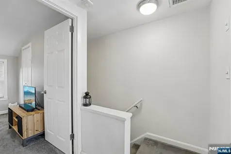 230 Lafayette Place Englewood NJ 07631
