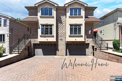 445 7th Street Palisades Park NJ 07650