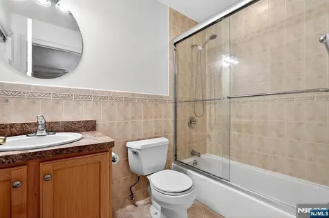 445 7th Street Palisades Park NJ 07650