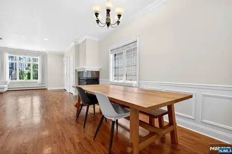 445 7th Street Palisades Park NJ 07650