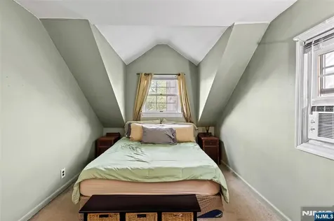 8 Huntting Drive Dumont NJ 07628