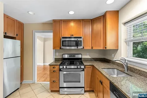 243 Van Nostrand Avenue Englewood NJ 07631