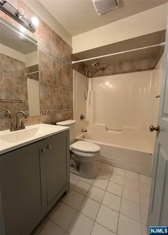 65 Fairview Street Palisades Park NJ 07650