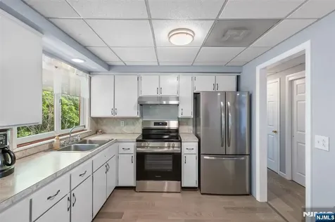 23 Sterling Street Franklin NJ 07416