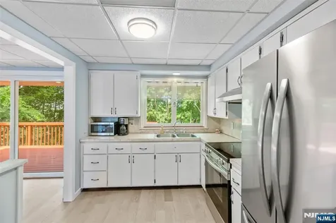 23 Sterling Street Franklin NJ 07416
