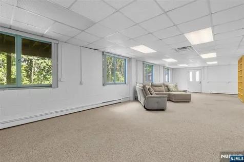23 Sterling Street Franklin NJ 07416