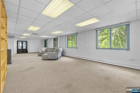 23 Sterling Street Franklin NJ 07416