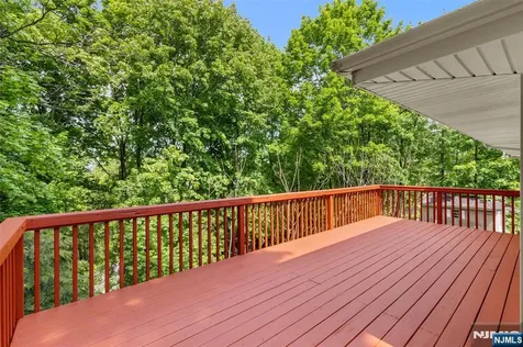 23 Sterling Street Franklin NJ 07416