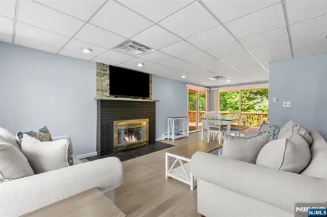 23 Sterling Street Franklin NJ 07416