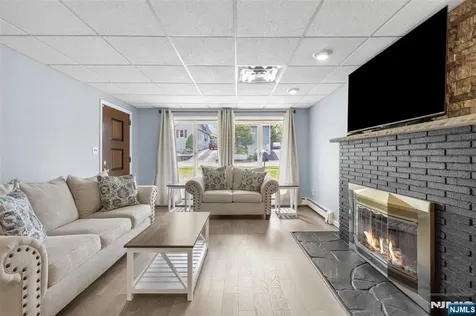 23 Sterling Street Franklin NJ 07416