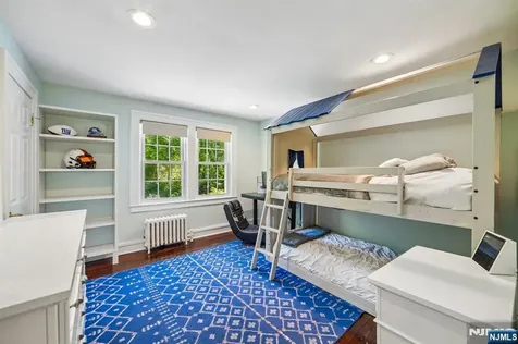 42 Hillside Avenue Upper Saddle River NJ 07458