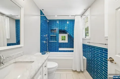 42 Hillside Avenue Upper Saddle River NJ 07458