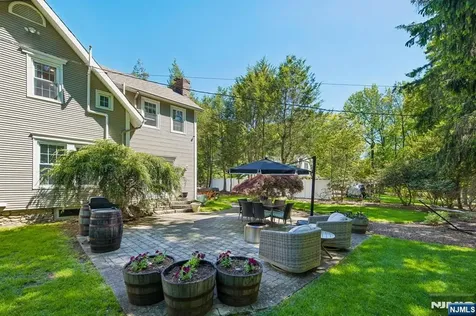42 Hillside Avenue Upper Saddle River NJ 07458