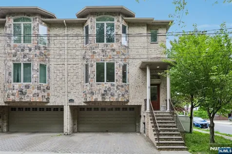 330 New York Avenue Fort Lee NJ 07024