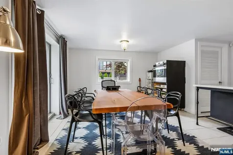 330 New York Avenue Fort Lee NJ 07024