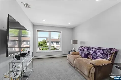 1 Veprek Lane South Hackensack NJ 07606
