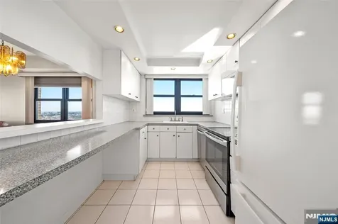 7855 Boulevard East North Bergen NJ 07047