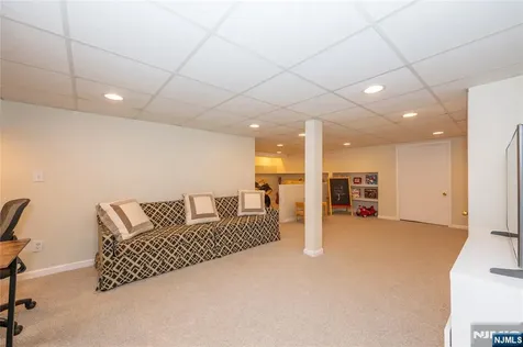 91 Ernst Avenue Bloomfield NJ 07003