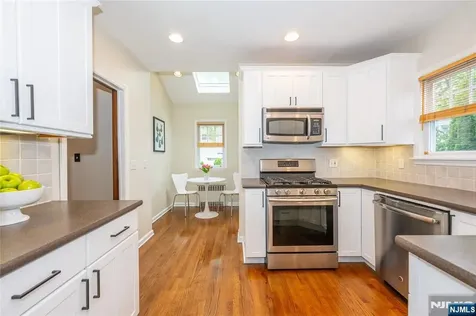 91 Ernst Avenue Bloomfield NJ 07003