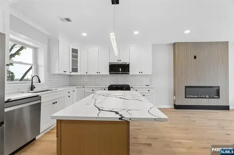 100 Prospect Terrace East Rutherford NJ 07073