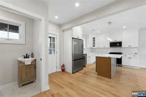 100 Prospect Terrace East Rutherford NJ 07073