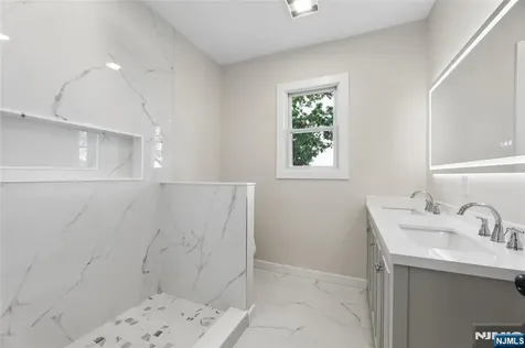 100 Prospect Terrace East Rutherford NJ 07073