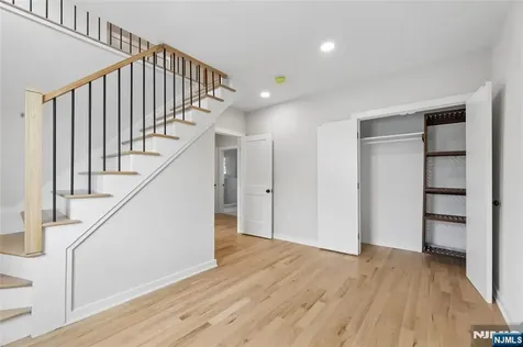 100 Prospect Terrace East Rutherford NJ 07073