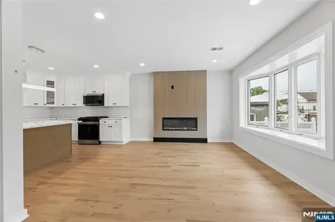 100 Prospect Terrace East Rutherford NJ 07073