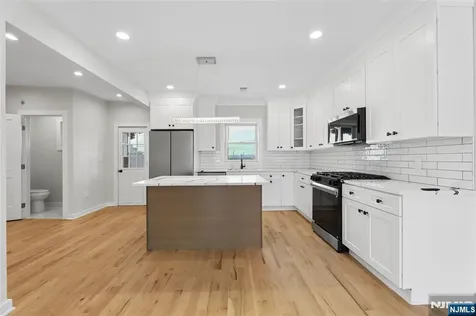 100 Prospect Terrace East Rutherford NJ 07073