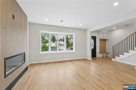 100 Prospect Terrace East Rutherford NJ 07073