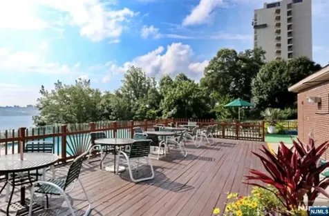 4 Horizon Road Fort Lee NJ 07024