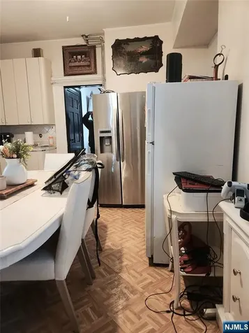 324 Clifton Avenue Newark NJ 07104