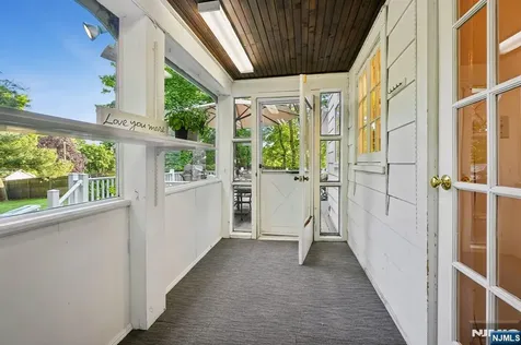82 Arlington Avenue Caldwell NJ 07006