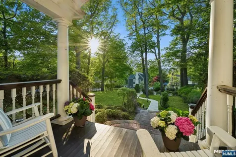 82 Arlington Avenue Caldwell NJ 07006