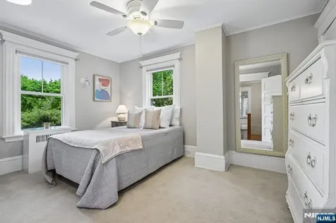 82 Arlington Avenue Caldwell NJ 07006