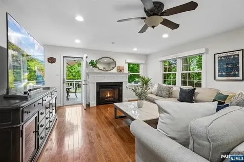 82 Arlington Avenue Caldwell NJ 07006