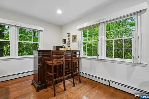 82 Arlington Avenue Caldwell NJ 07006